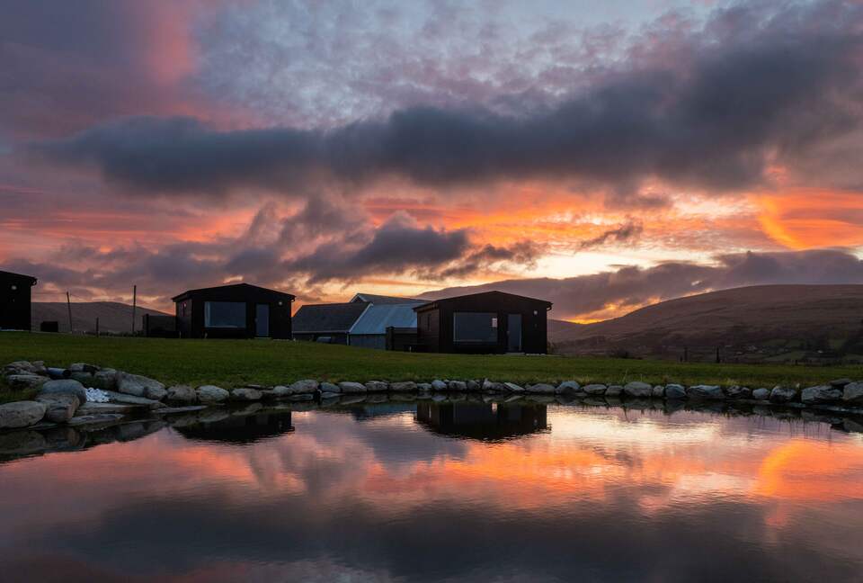 Charming Eco Retreat with Panoramic Valley Views - Bantry, Ireland
