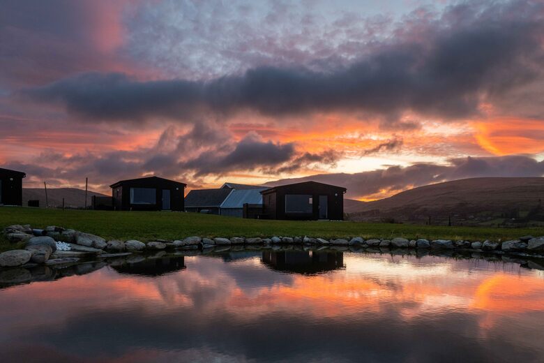 Charming Eco Retreat with Panoramic Valley Views - Bantry, Ireland