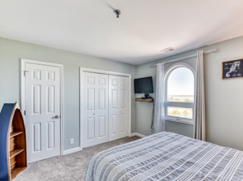Luxurious Oceanfront Villa - North Topsail Beach, North Carolina