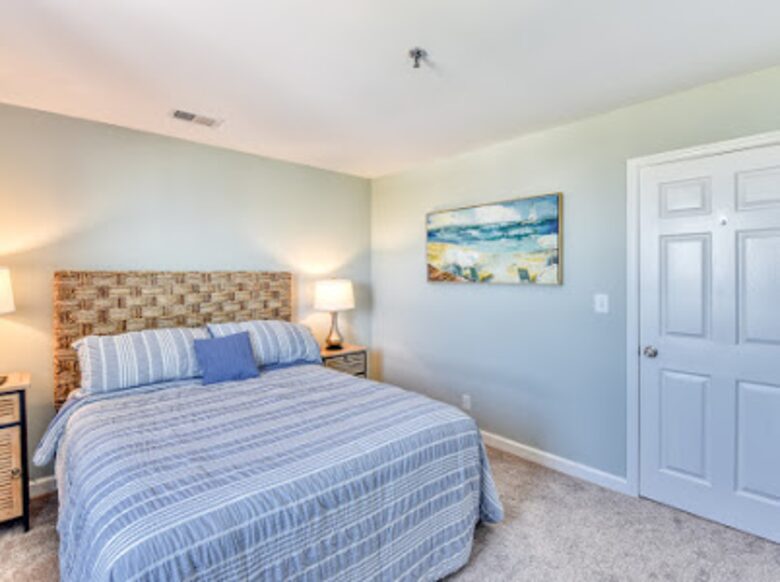 Luxurious Oceanfront Villa - North Topsail Beach, North Carolina
