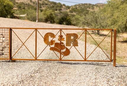 Cowboys & Roses - Cornville, Arizona