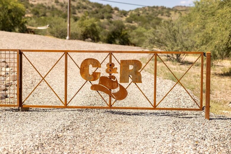 Cowboys & Roses - Cornville, Arizona