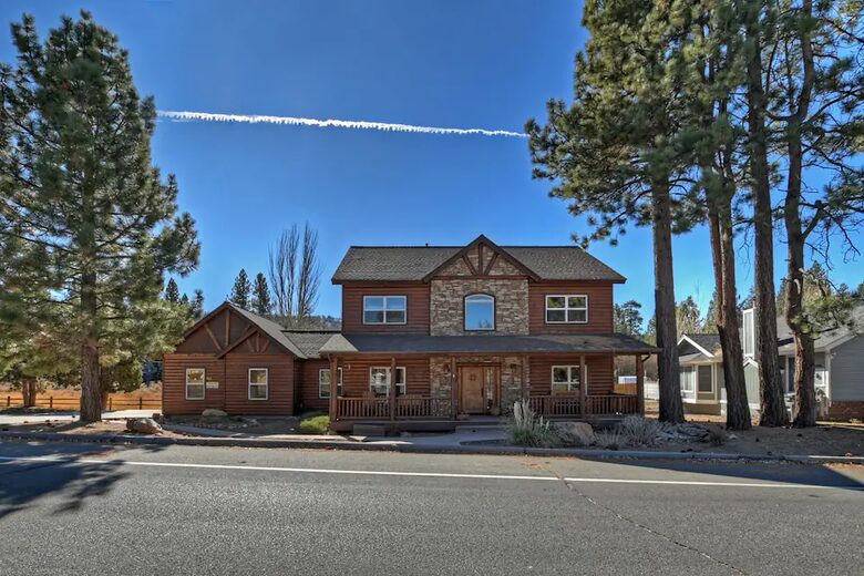 Longhorn Lodge | Spa, Close to Snow Summit, Pet Friendly - Big Bear Lake, California