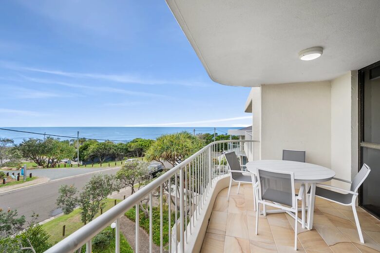 Jubilee Esplanade - Coolum, Australia