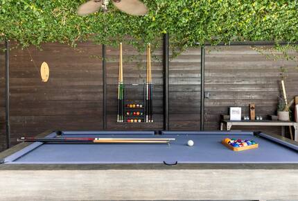 Ultimate Modern Compound: Resort-Style Experience - Valley Village, California