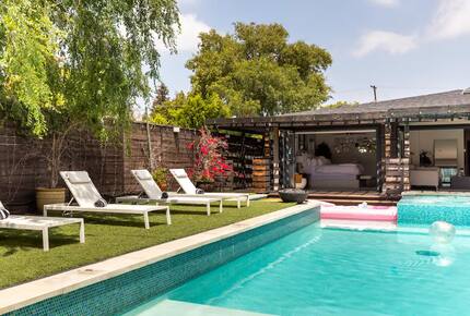 Ultimate Modern Compound: Resort-Style Experience - Valley Village, California