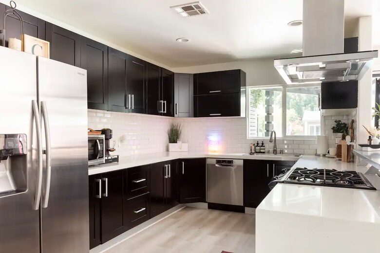 Ultimate Modern Compound: Resort-Style Experience - Valley Village, California