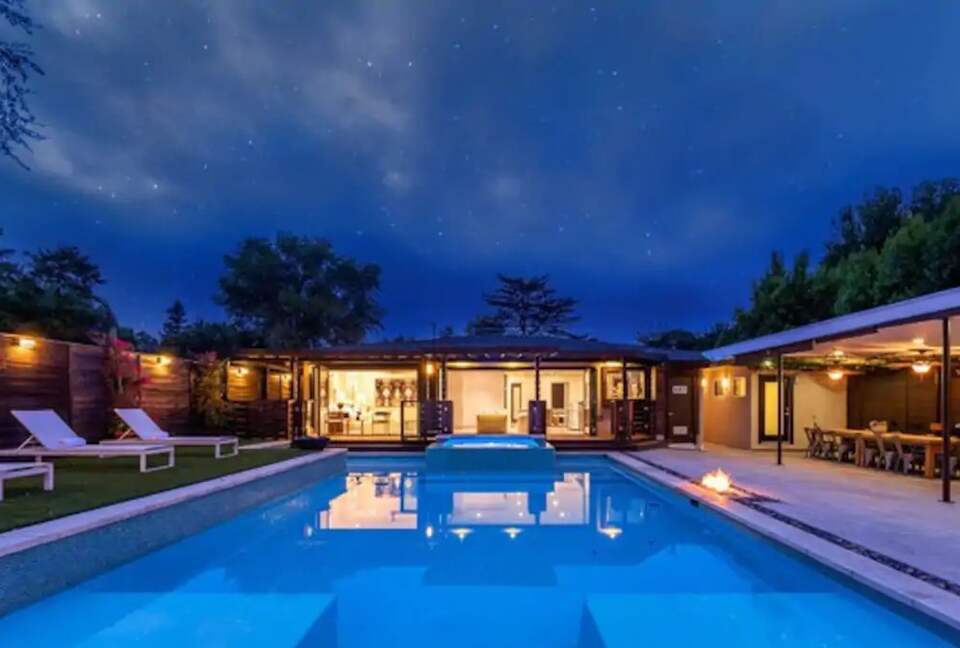 Ultimate Modern Compound: Resort-Style Experience - Valley Village, California