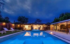 Ultimate Modern Compound: Resort-Style Experience - Valley Village, California