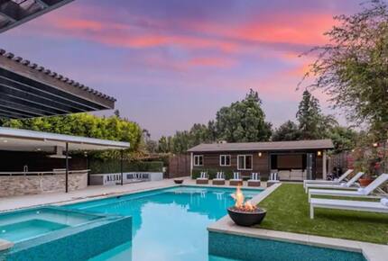 Ultimate Modern Compound: Resort-Style Experience - Valley Village, California
