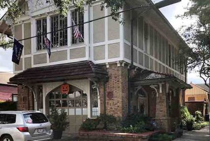 Courtyard Apartment in New Orleans Firehouse - New Orleans, Louisiana