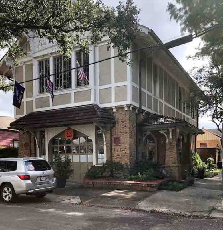 Courtyard Apartment in New Orleans Firehouse - New Orleans, Louisiana