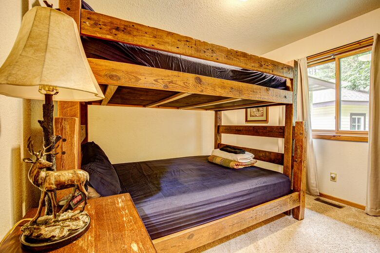 Tall Pines Lodge - Eagle River, Wisconsin