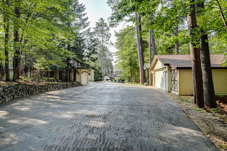 Tall Pines Lodge - Eagle River, Wisconsin