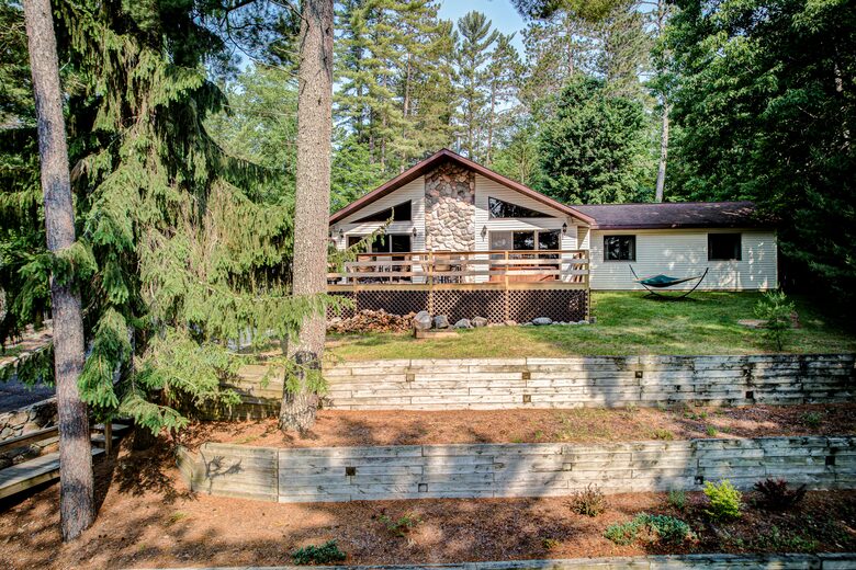 Tall Pines Lodge - Eagle River, Wisconsin