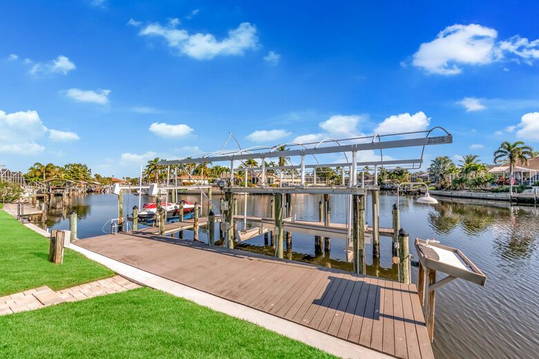 Coralina - Bradenton, Florida
