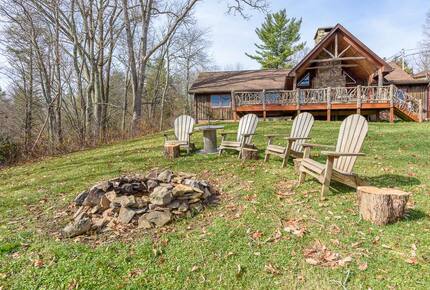 Hidden Gem: Secluded Mountain Cottage with Scenic Views - Banner Elk, North Carolina