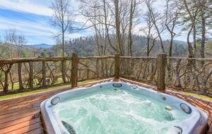 Hidden Gem: Secluded Mountain Cottage with Scenic Views - Banner Elk, North Carolina