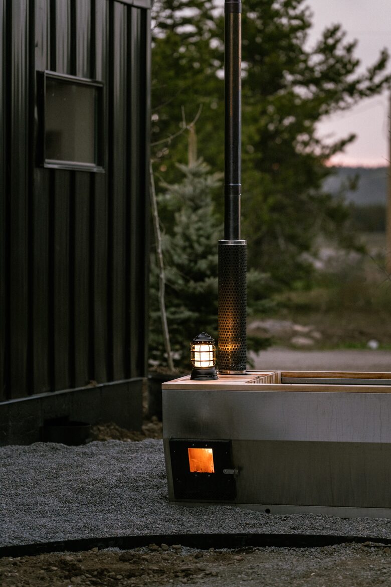 Yellowstone Peaks Single Luxe Modern Cabin - Island Park, Idaho