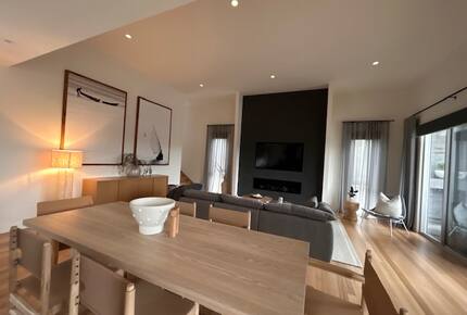 Luxury Family Home amongst the Sand Dunes - St Andrews Beach, Australia
