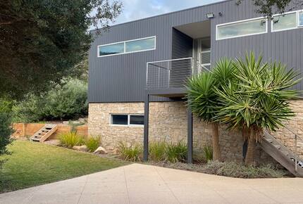 Luxury Family Home amongst the Sand Dunes - St Andrews Beach, Australia