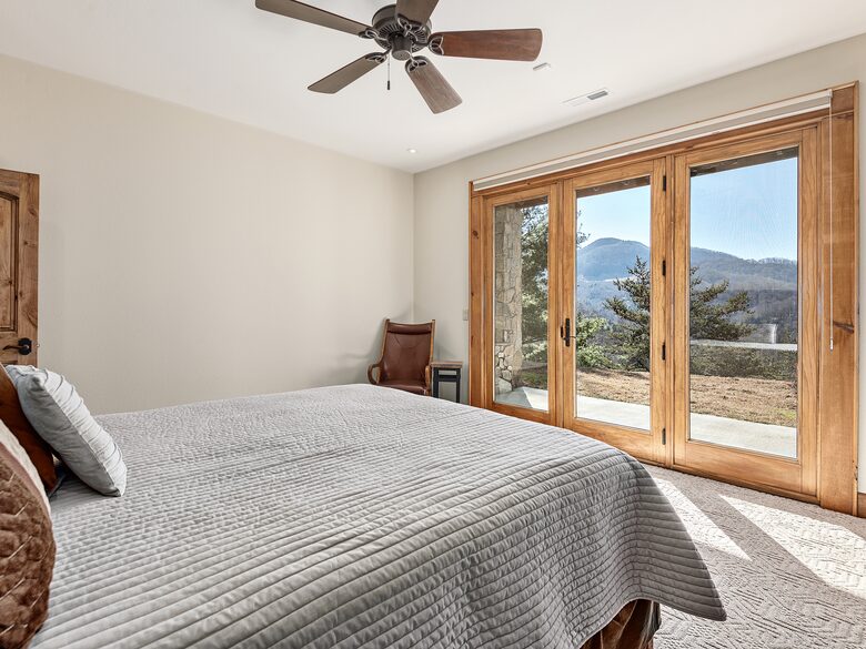 Private Western North Carolina Estate with Panoramic Mountain Views - Clyde, North Carolina