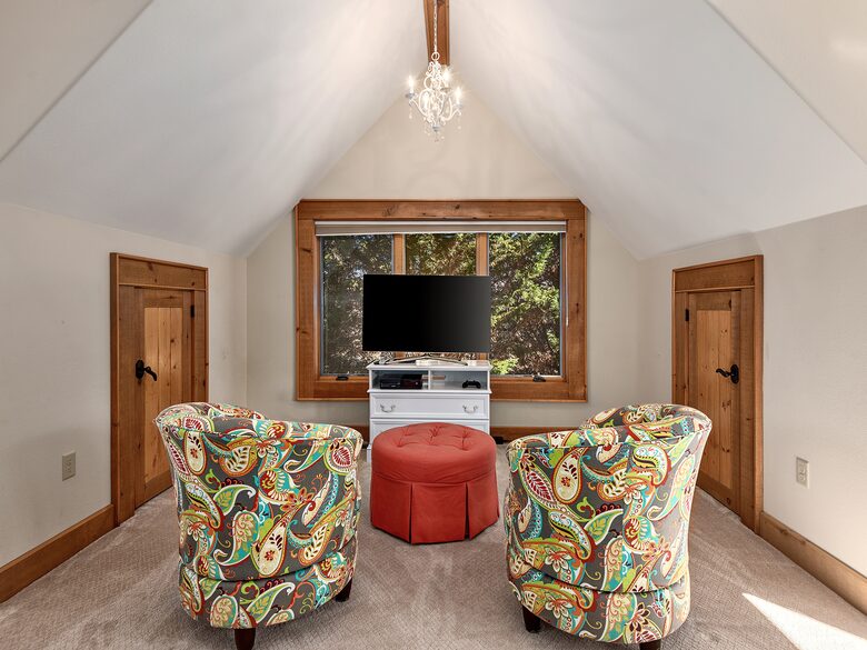 Private Western North Carolina Estate with Panoramic Mountain Views - Clyde, North Carolina