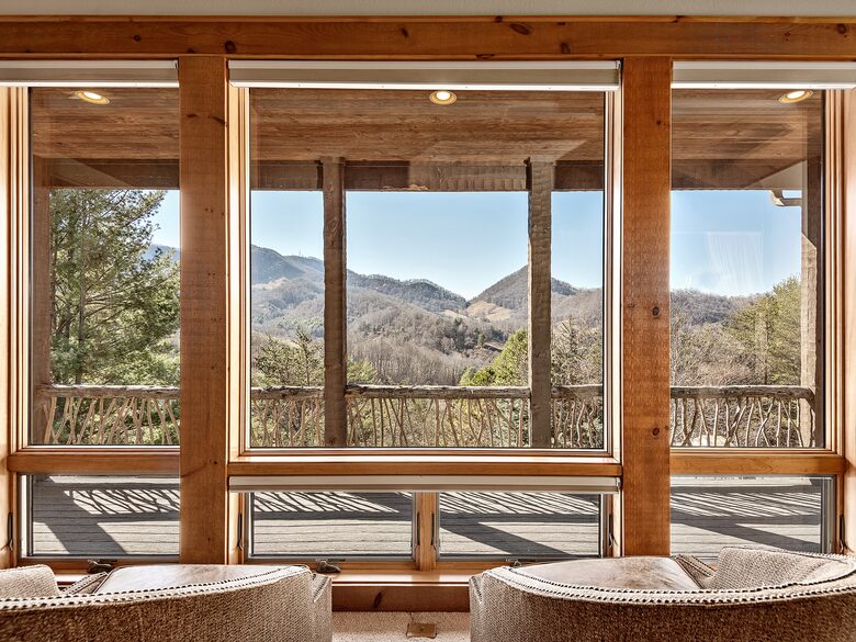 Private Western North Carolina Estate with Panoramic Mountain Views - Clyde, North Carolina