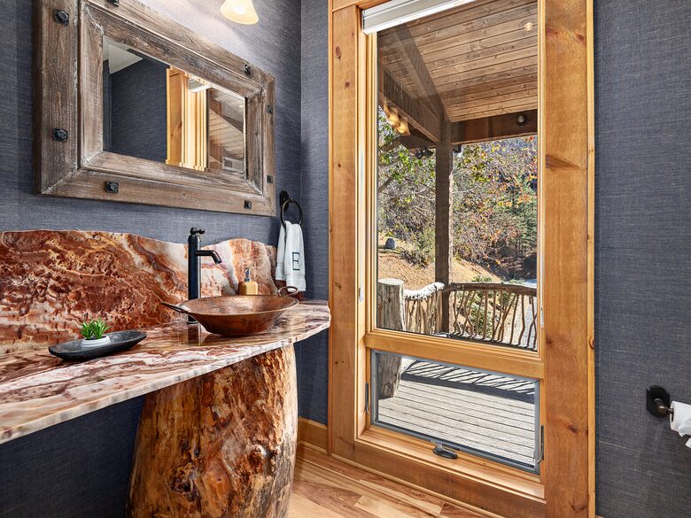Private Western North Carolina Estate with Panoramic Mountain Views - Clyde, North Carolina