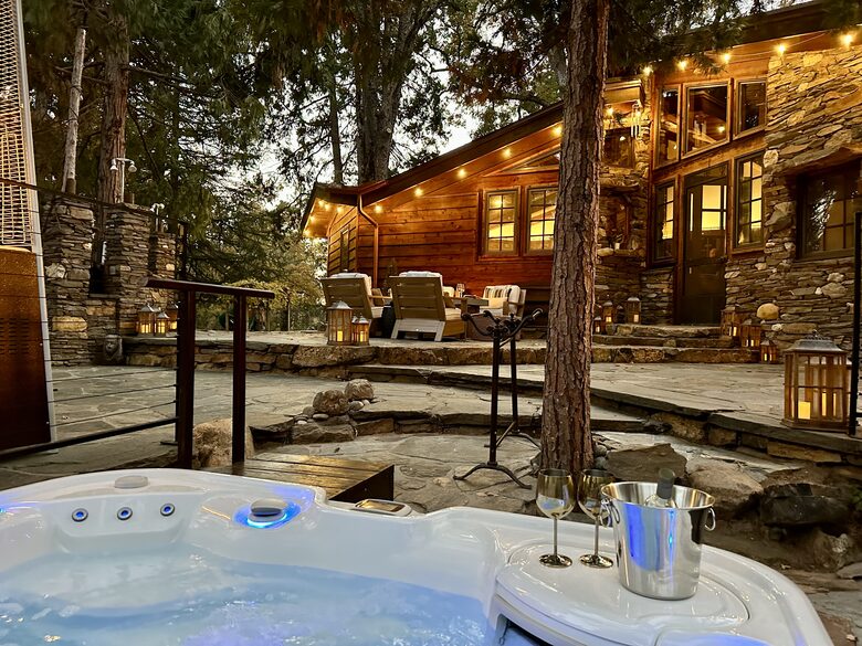 Stone and Glass House next to Yosemite National Park - Mariposa, California
