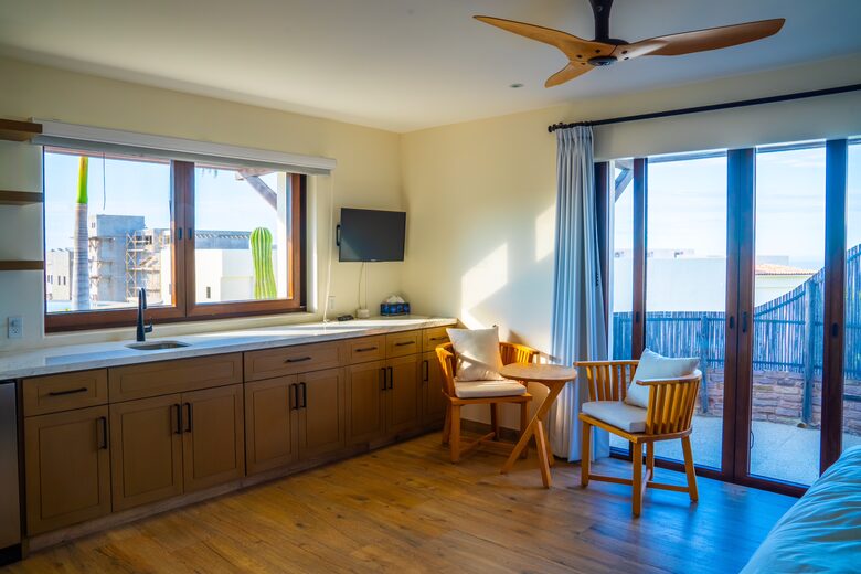 Casita kitchenette