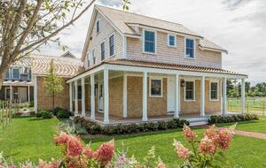 Coastal Charm at Surfside Beach: Nantucket Oasis - Nantucket, Massachusetts