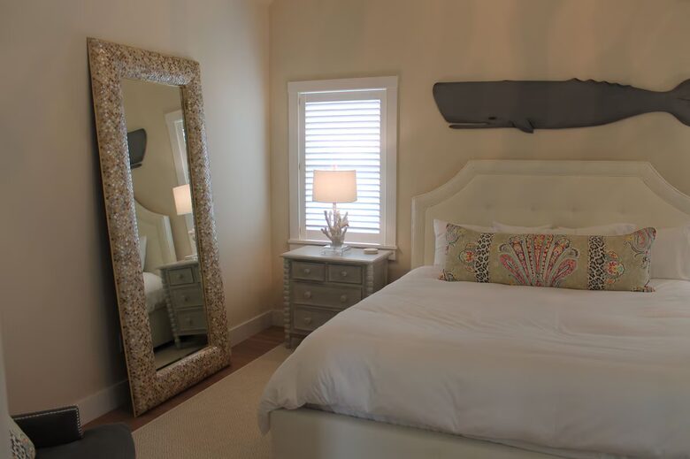 Coastal Charm at Surfside Beach: Nantucket Oasis - Nantucket, Massachusetts