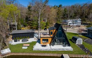 Luxury A-Frame - Saugatuck, Michigan