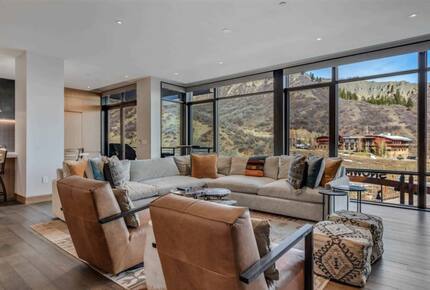 Ski-In/Ski-Out Residence At One Snowmass West - Snowmass Village, Colorado