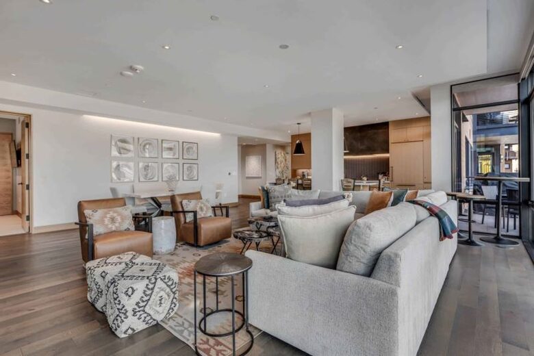 Ski-In/Ski-Out Residence At One Snowmass West - Snowmass Village, Colorado