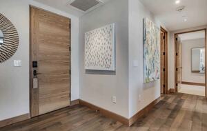 Ski-In/Ski-Out Residence At One Snowmass West - Snowmass Village, Colorado