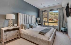 Ski-In/Ski-Out Residence At One Snowmass West - Snowmass Village, Colorado