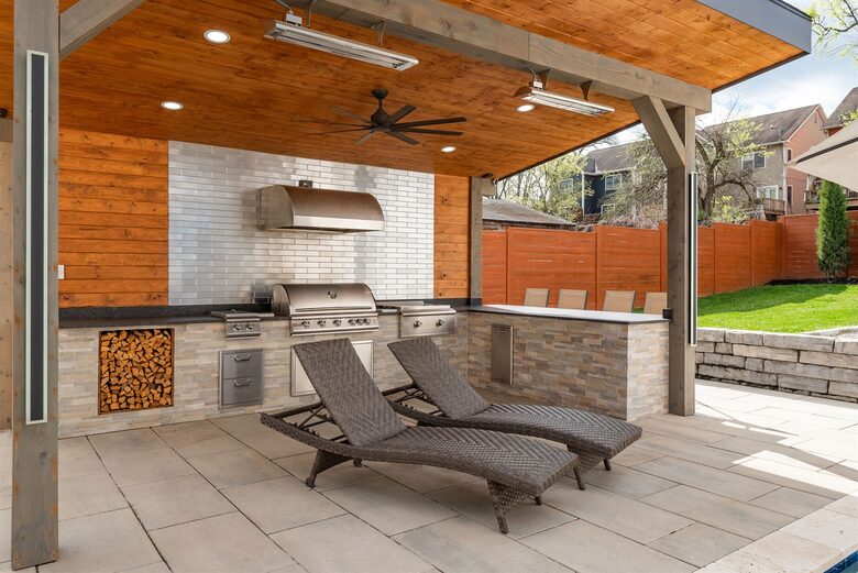 outdoor kitchen and pavillion