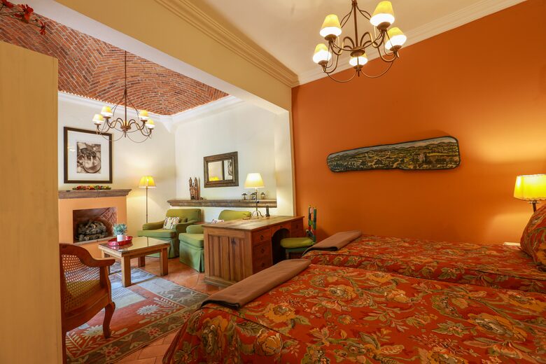 Twin Suite sleeping area