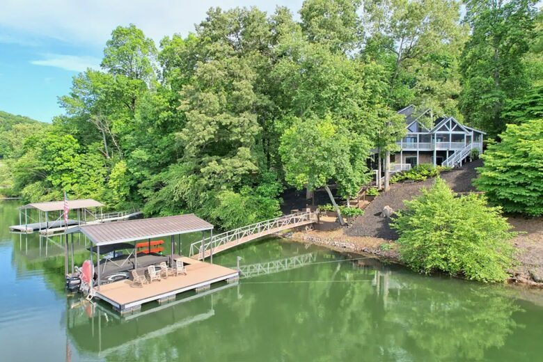 Lakefront tranquility