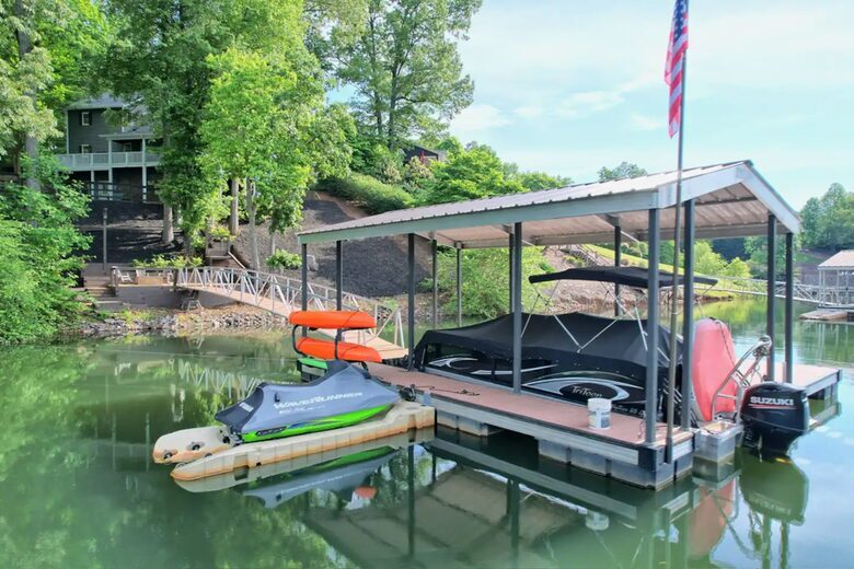 Sunrise Lodge on the Lake - Hiawassee, Georgia