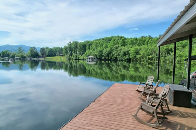 Sunrise Lodge on the Lake - Hiawassee, Georgia