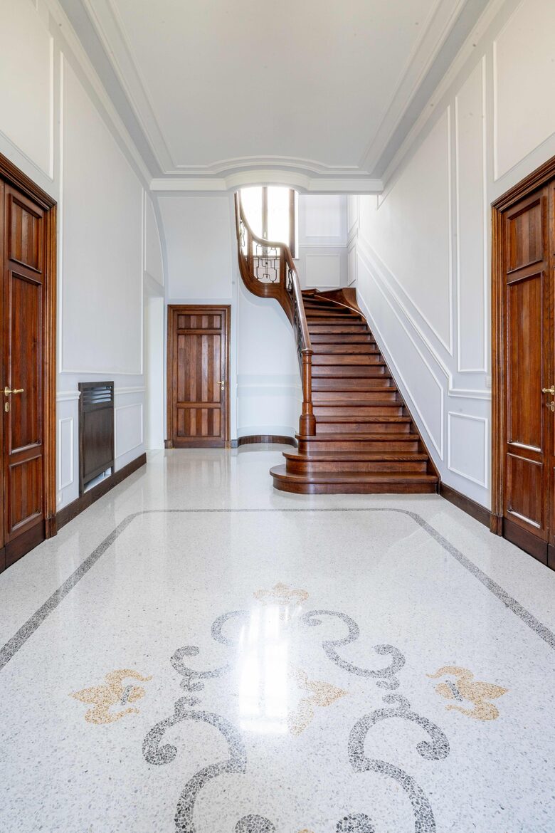 Grand entrance