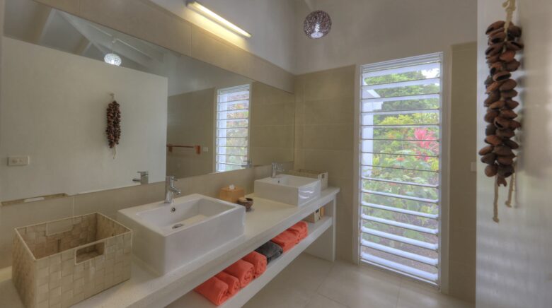 Ocean Point Villa - Espiritu Santo, Vanuatu