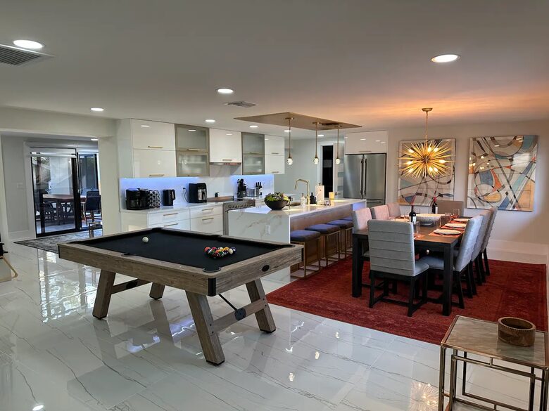 Serenity in Sarasota | Minutes to Beaches, Downtown and Spring Training with Private Heated Pool - Sarasota, Florida