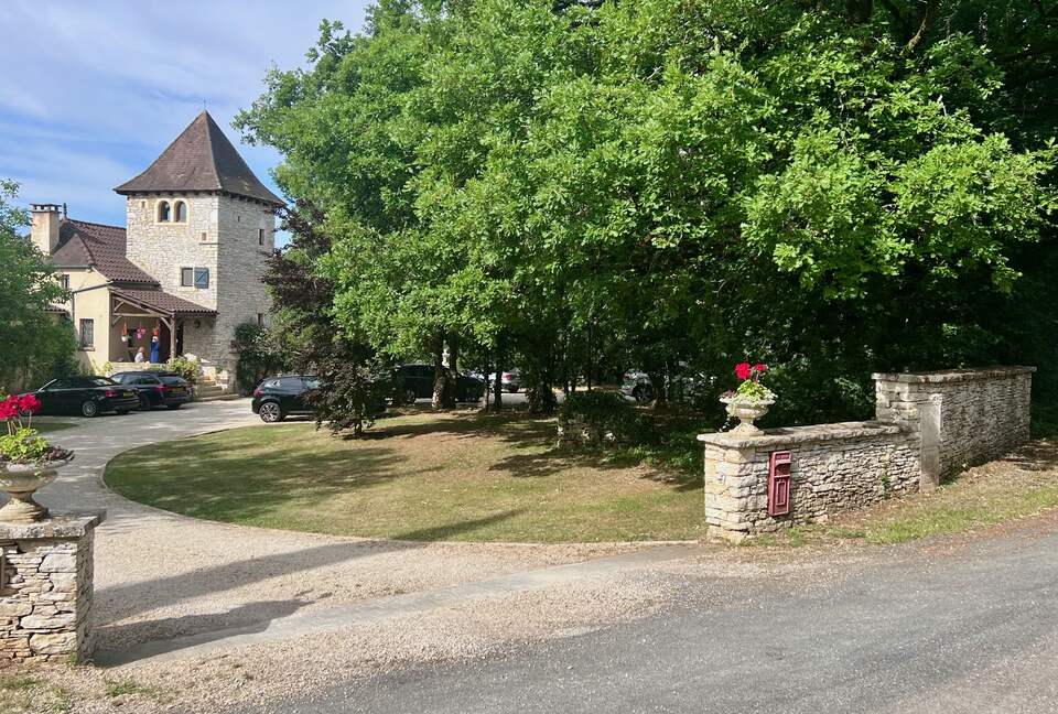 Les Hirondelles Dordogne Stone House - Gindou, France