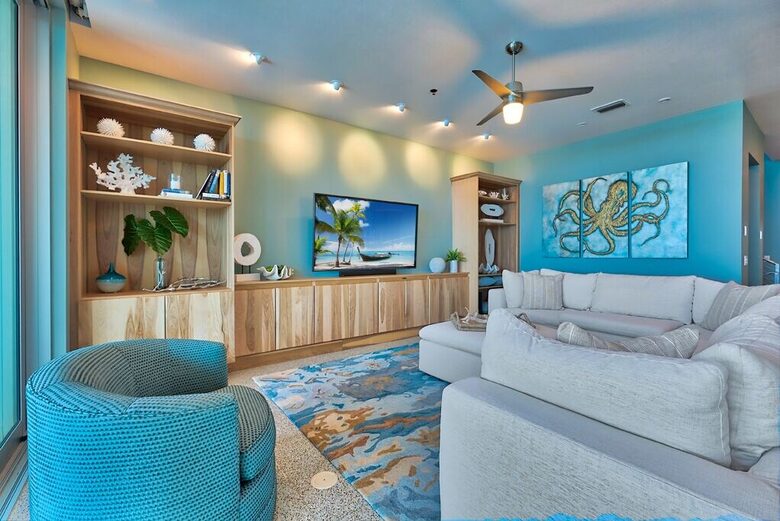 Mermaids Lair: Ultimate Beachfront Getaway - Indian Rocks Beach, Florida