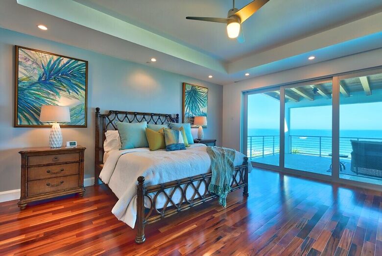Mermaids Lair: Ultimate Beachfront Getaway - Indian Rocks Beach, Florida