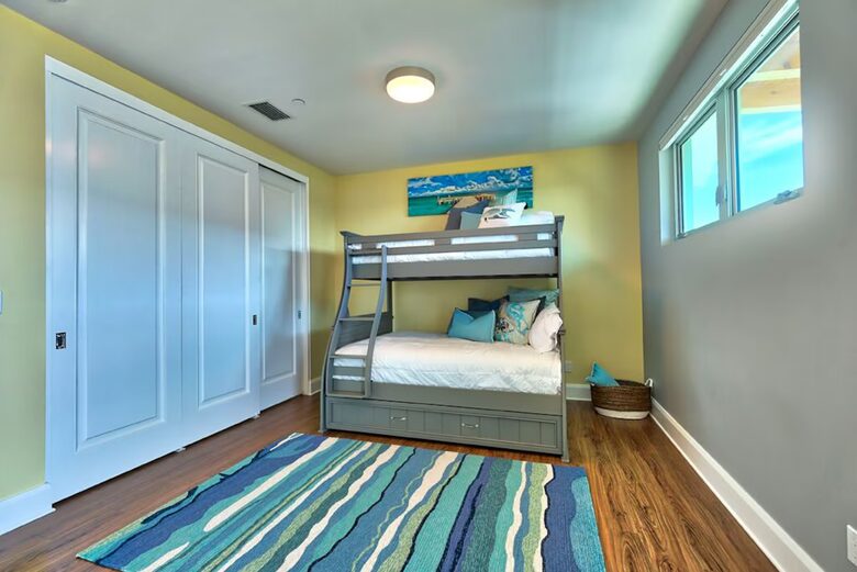 Mermaids Lair: Ultimate Beachfront Getaway - Indian Rocks Beach, Florida